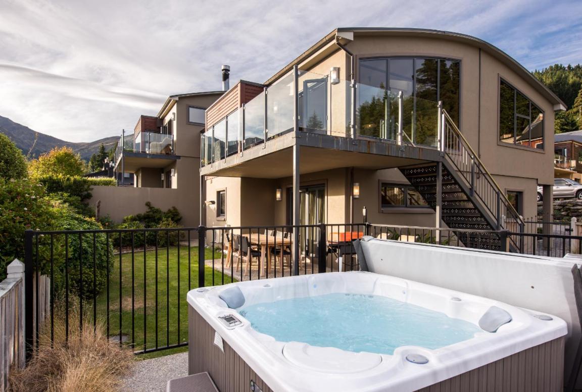 London Lane Villa Queenstown Bagian luar foto