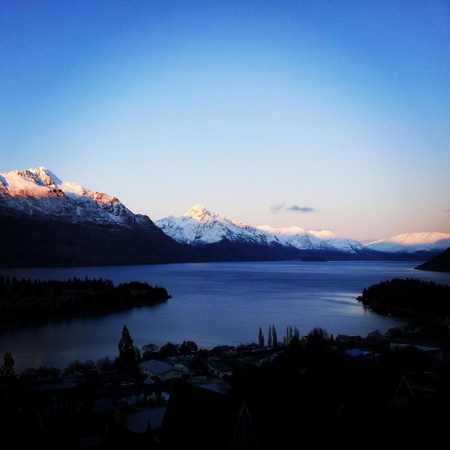 London Lane Villa Queenstown Bagian luar foto