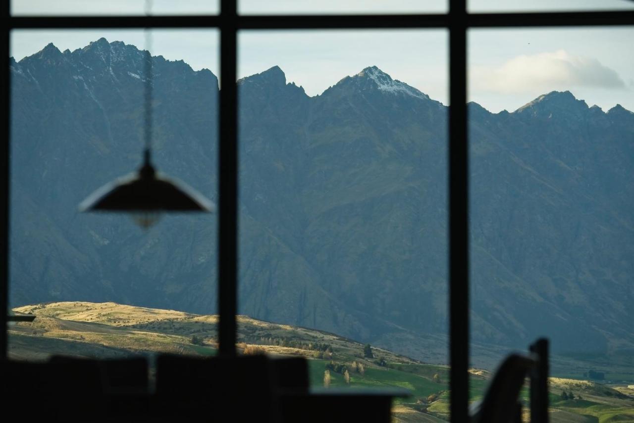 London Lane Villa Queenstown Bagian luar foto