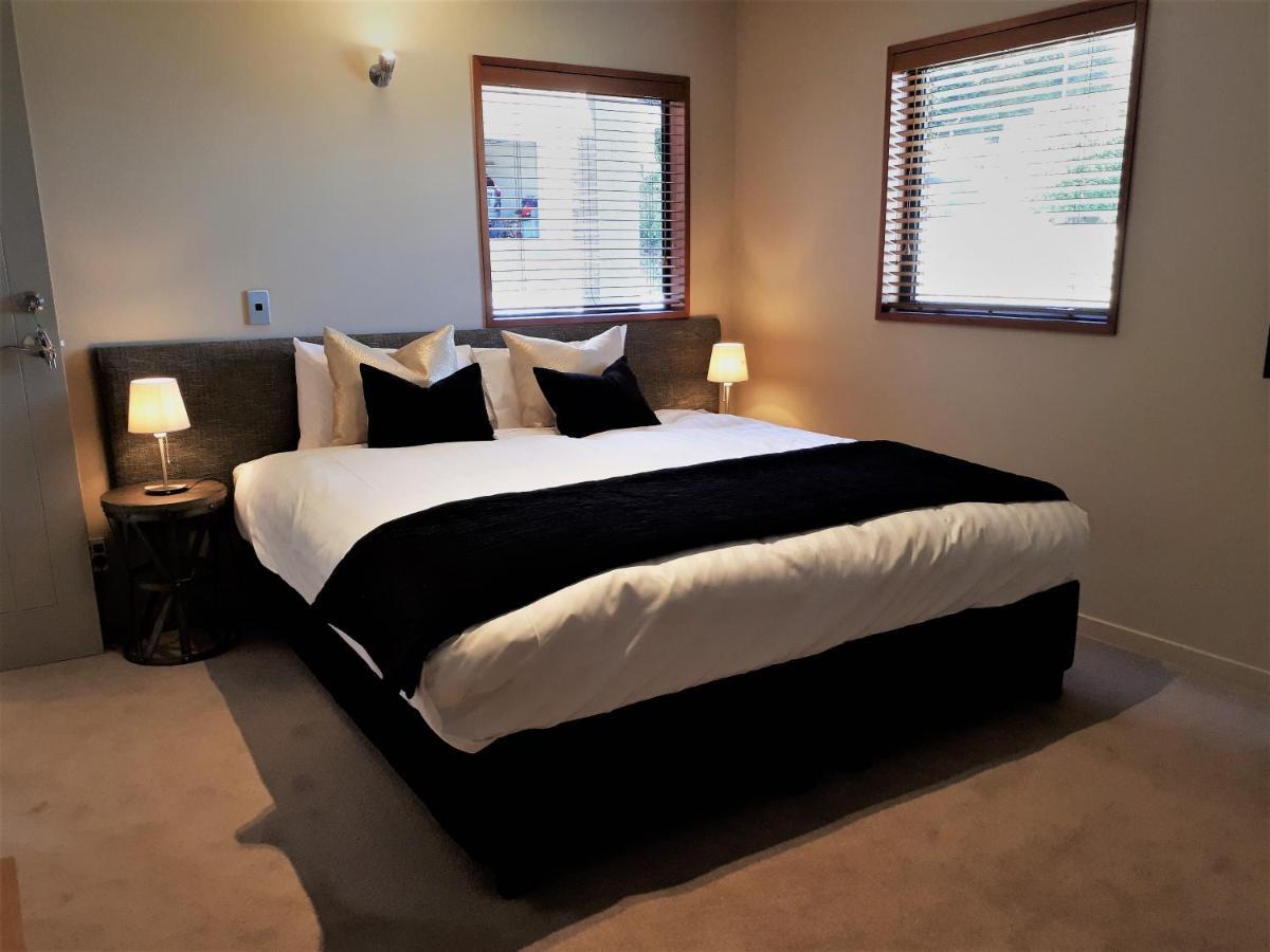London Lane Villa Queenstown Bagian luar foto